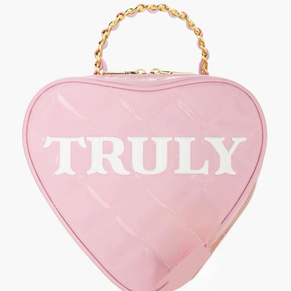 TRULY Beauty - Be Mine Heart Top Handle Bag - Picture 1 of 2